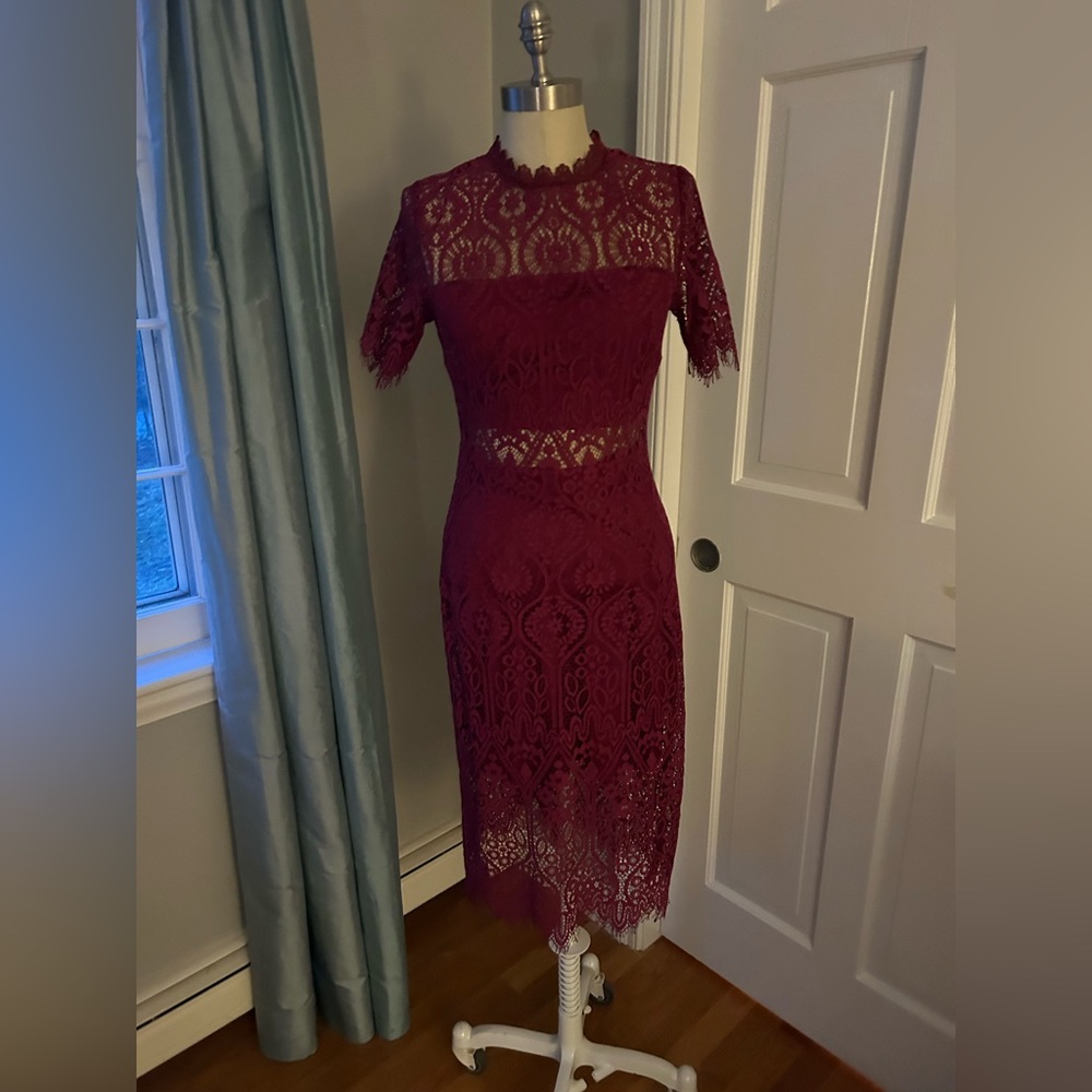 NWT Lace short sleeve dress